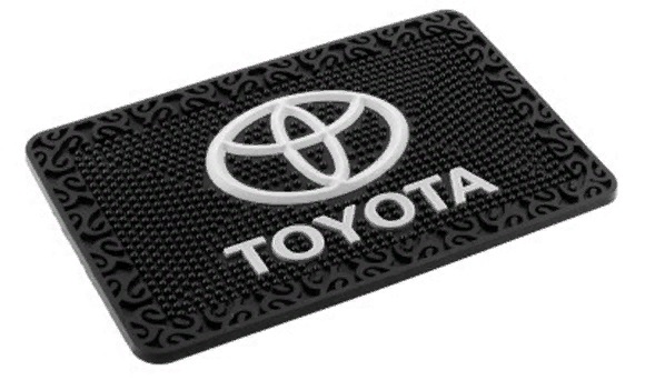 коврик на панель toyota